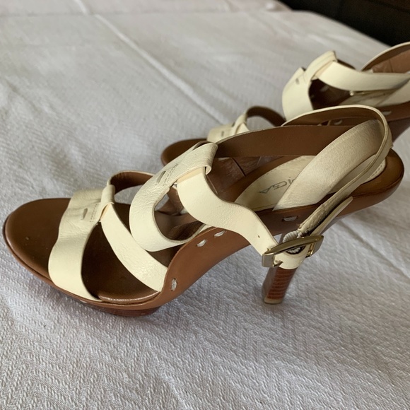 Via Spiga Cream Leather Platform Heels - Picture 4 of 8